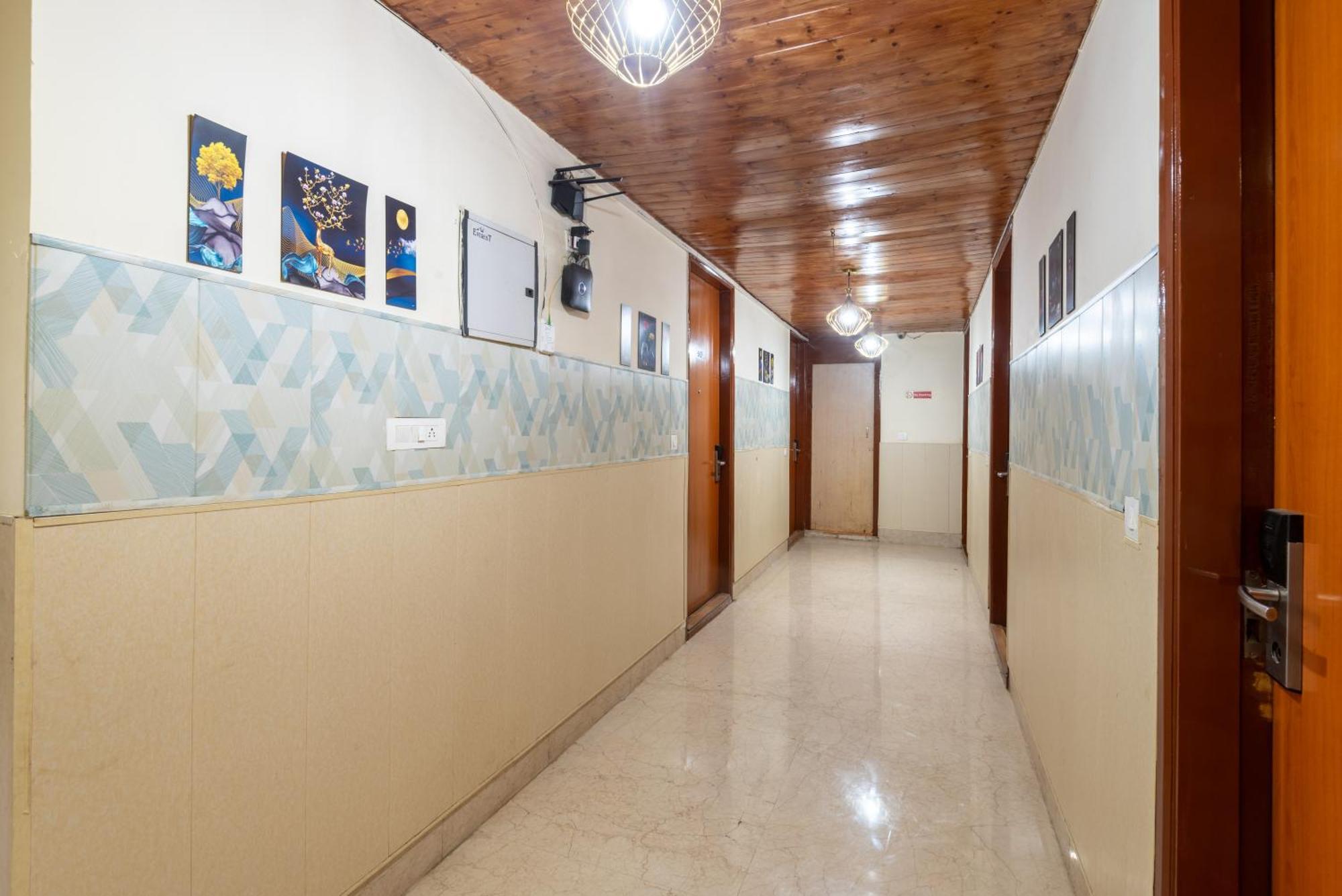 Oyster Pearl I Near Medanta Hospital I Sec-39 I Gurgaon Hotel Buitenkant foto